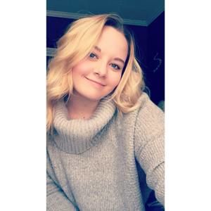 Meet your Posher, Alexis